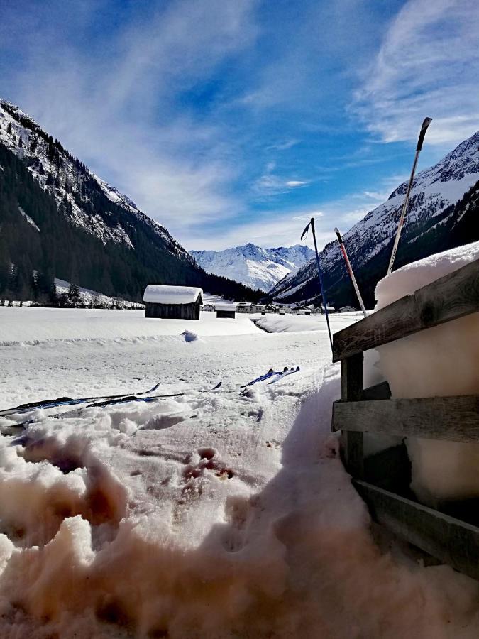 Ferienwohnung Haus Bergwind St. Leonhard im Pitztal Exterior foto