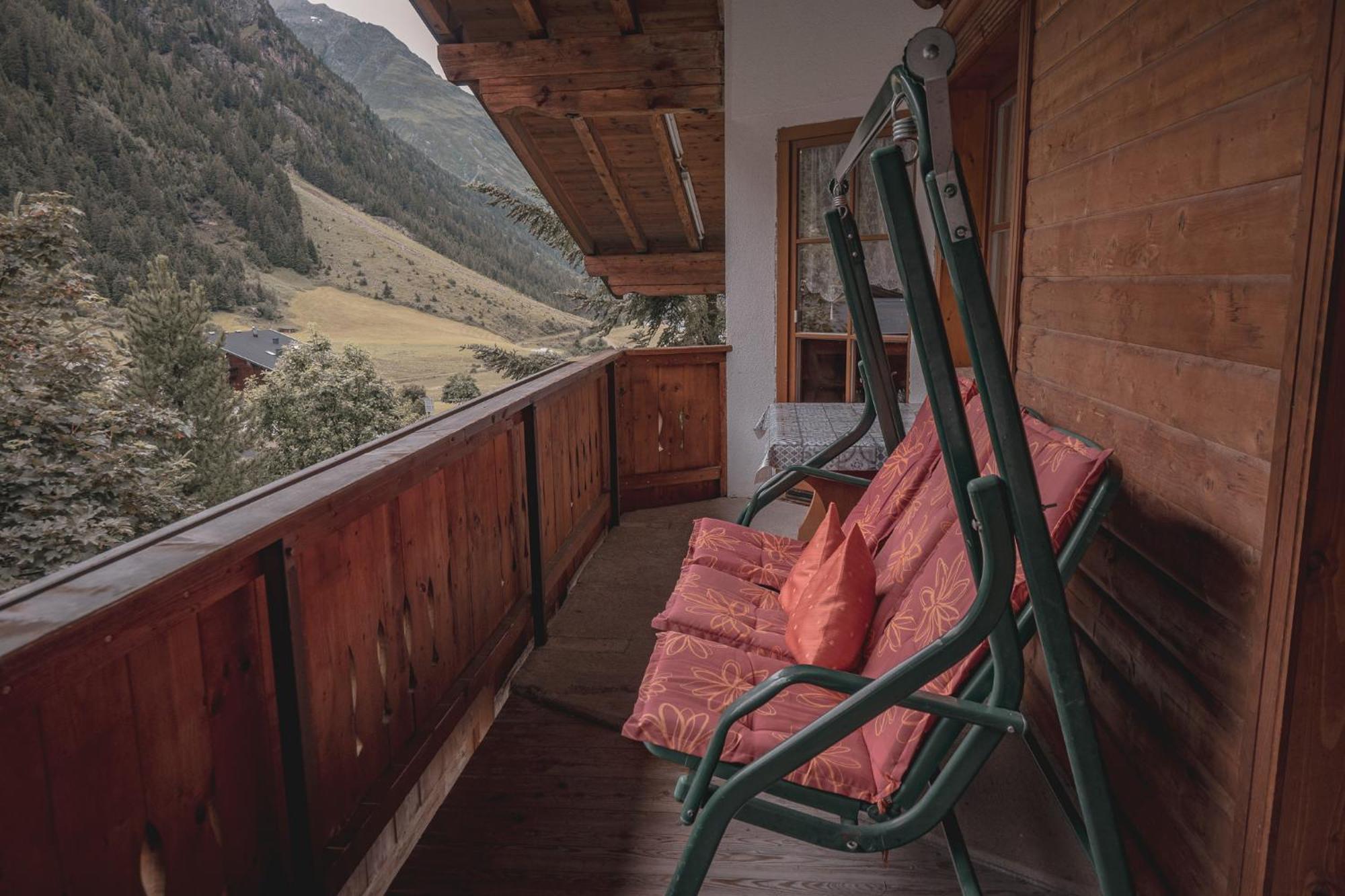 Ferienwohnung Haus Bergwind St. Leonhard im Pitztal Exterior foto