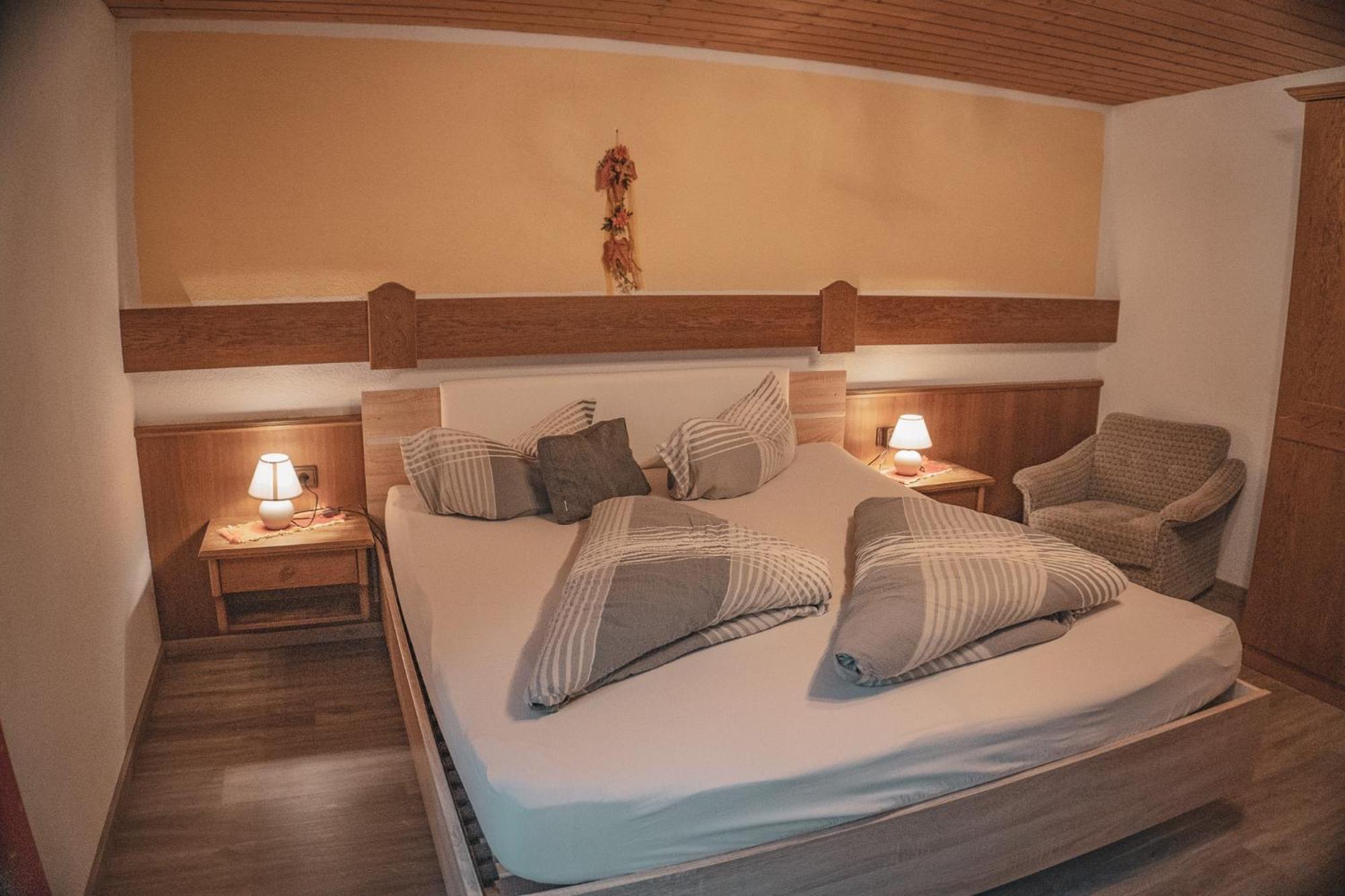 Ferienwohnung Haus Bergwind St. Leonhard im Pitztal Exterior foto
